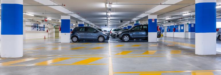 Parcheggi, piazzali, zone a traffico d'automezzi